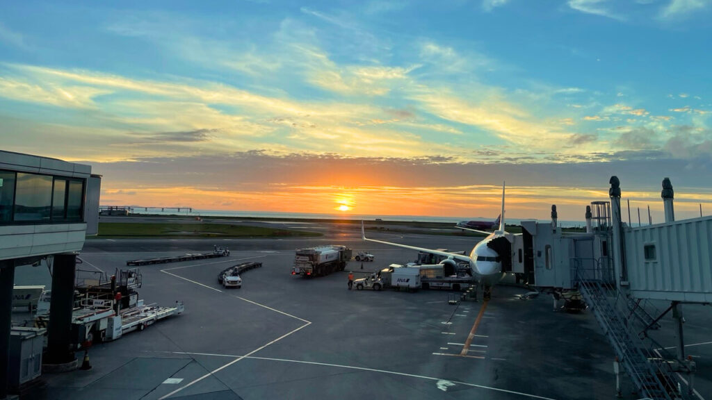 帰りの便到着後の那覇空港