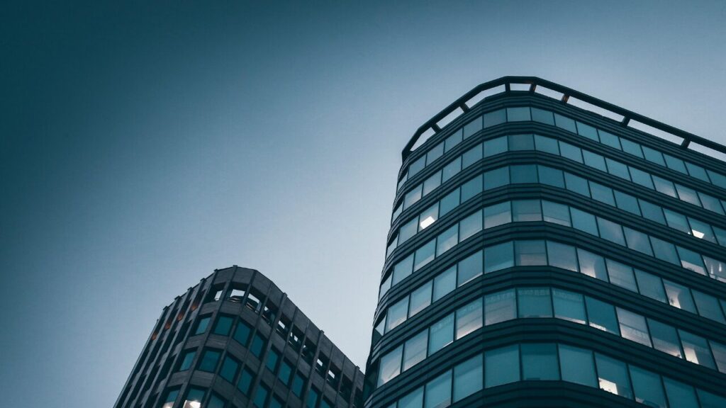 いざ出入国・外国人庁へ