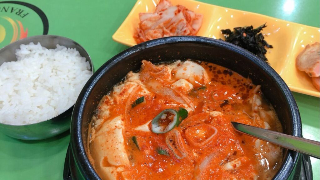 まとめ:フレーズを味方につけて、韓国グルメを120%楽しもう!